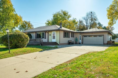 /international/us/6-w-meadow-lane-marshalltown-ia-110103345283/