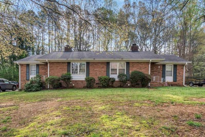 /international/us/129-clint-court-spartanburg-sc-110106765613/