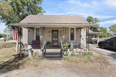 /international/us/19973-elm-road-joplin-mo-110120694698/