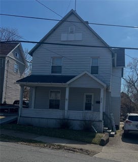 /international/us/392-meek-st-sharon-pa-110097103027/