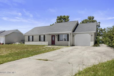 /international/us/107-foxtrace-lane-hubert-nc-110100587009/?lang=zh-tw
