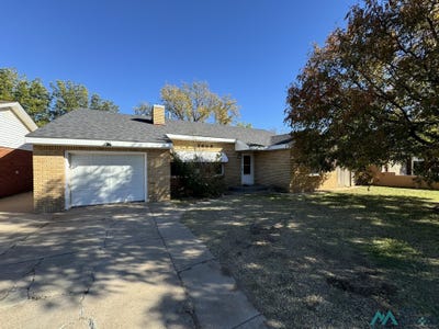 /international/us/2605-gidding-street-clovis-nm-110108567485/