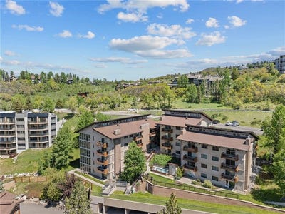 /international/us/2215-storm-meadows-drive-steamboat-springs-co-110105114088/