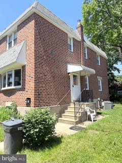 /international/us/1105-spruce-street-collingdale-pa-110108603956/