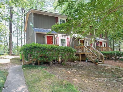 /international/us/4050-arckelton-drive-raleigh-nc-110108448640/