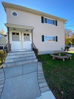 /international/us/34-grandview-ave-watertown-ma-110108467858/