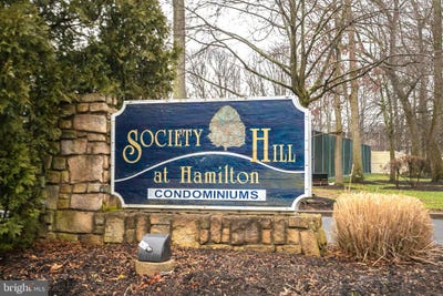 /international/us/8-cheverny-court-hamilton-nj-110100513525/