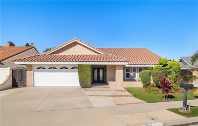 /international/us/17925-mount-coulter-fountain-valley-ca-110120420390/