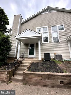 /international/us/centreville-va-110120892703/