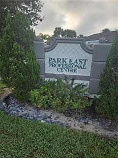 /international/us/5286-golden-gate-pkwy-s-naples-fl-110119992942/