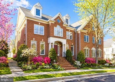 /international/us/3842-farrcroft-green-fairfax-va-110108167475/