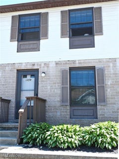 /international/us/1259-bailey-road-cuyahoga-falls-oh-110108541161/