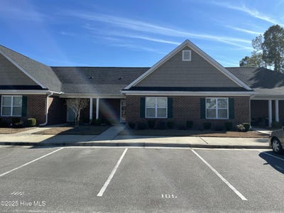 /international/us/1091-bridgeport-way-leland-nc-110097263079/