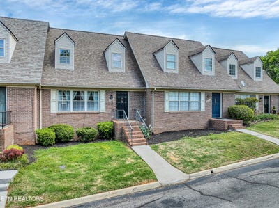 /international/us/2028-cochran-place-maryville-tn-110107434923/