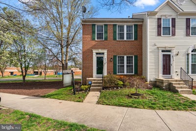 /international/us/8412-old-colony-drive-s-upper-marlboro-md-110106945214/