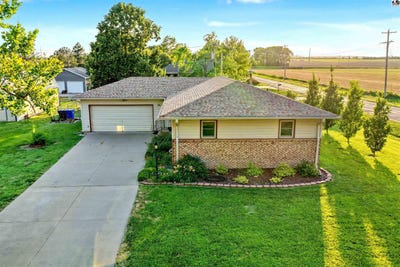 /international/us/515-n-pine-st-lindsborg-ks-110109154586/