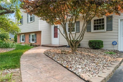 /international/us/1751-scribner-road-penfield-ny-110109487222/