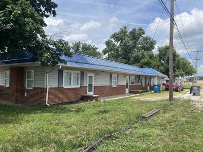 /international/us/1405-s-15th-street-vincennes-in-110108782850/