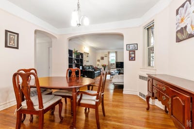 /international/us/79-15-35th-avenue-queens-ny-110100325028/