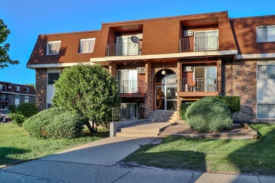 /international/us/1085-valley-lane-hoffman-estates-il-110108194999/