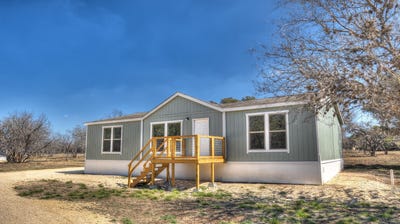 /international/us/405-c-n-frio-street-camp-wood-tx-110107897501/