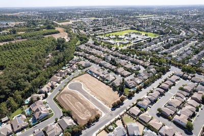 /international/us/1762-n-pruess-ave-clovis-ca-110110341911/