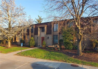 /international/us/175-charter-oaks-drive-2-buffalo-ny-110107782878/