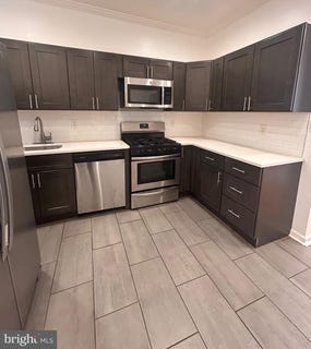 /international/us/7053-paschall-avenue-philadelphia-pa-110108152127/