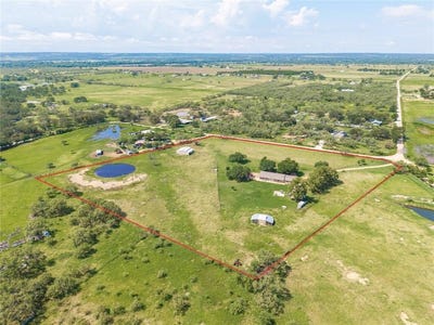/international/us/685-county-road-114-san-saba-tx-110097661224/