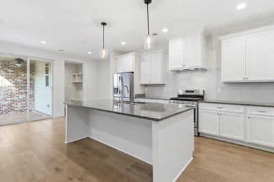 /international/us/897-ufton-aly-collierville-tn-110104195182/