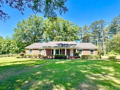 /international/us/594-lakeside-camden-ar-110108072183/
