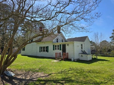 /international/us/13166-winterville-rd-mears-va-110107463084/