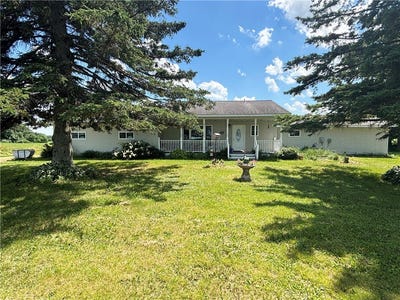 /international/us/2735-3-1-2-avenue-new-auburn-wi-110100720788/