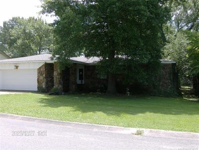 /international/us/606-jeffery-street-tahlequah-ok-110119394013/