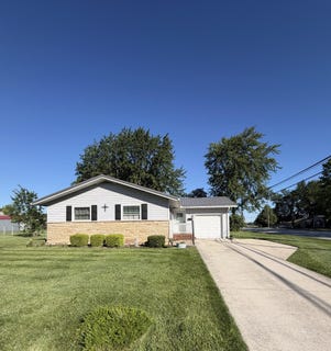 /international/us/1009-linden-avenue-saint-marys-oh-110108907234/