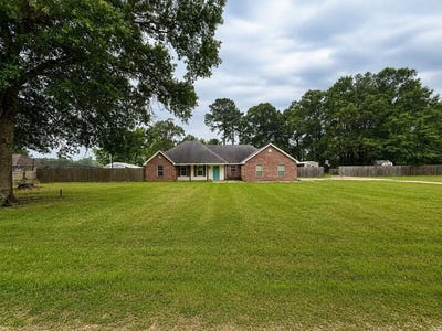 /international/us/205-county-road-733-buna-tx-110107881179/