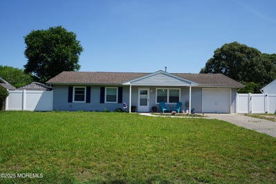 /international/us/418-sycamore-drive-lanoka-harbor-nj-110100510972/