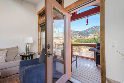 /international/us/9855-n-vista-dr-heber-city-ut-110109631353/