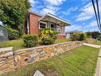 /international/us/2325-booker-street-winston-salem-nc-110120451007/
