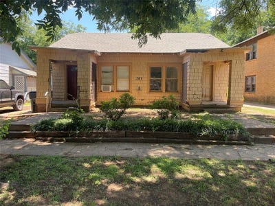 /international/us/707-baylor-street-wichita-falls-tx-110101001036/
