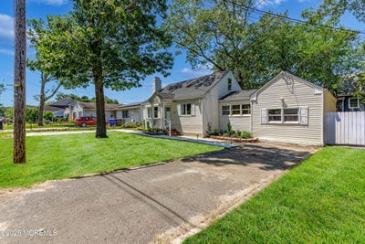 /international/us/30-stuyvesant-road-brick-nj-110101150735/