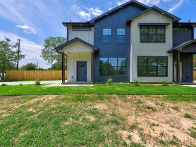 /international/us/230-brown-st-elgin-tx-110108958931/