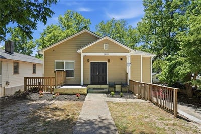 /international/us/1070-mayson-turner-road-nw-atlanta-ga-110107932155/