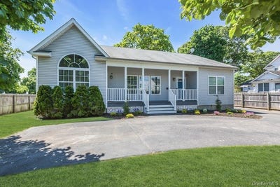 /international/us/2-lincoln-avenue-islip-terrace-ny-110108580998/