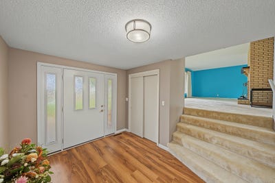 /international/us/2602-ridge-road-marshalltown-ia-110120581800/