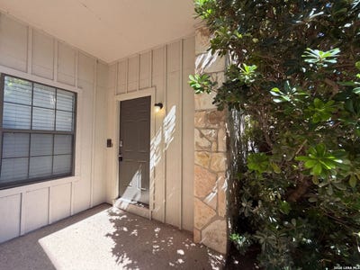/international/us/474-seele-st-new-braunfels-tx-110120483893/