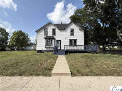 /international/us/400-sw-walnut-street-sleepy-eye-mn-110109269740/