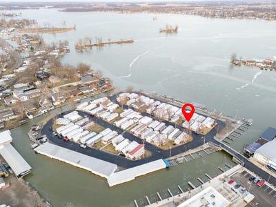 /international/us/6-fun-drive-russells-point-oh-110097214279/