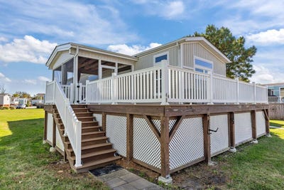 /international/us/105-rens-rd-poquoson-va-110103393075/