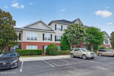 /international/us/2801-bloomfield-lane-wilmington-nc-110109375155/